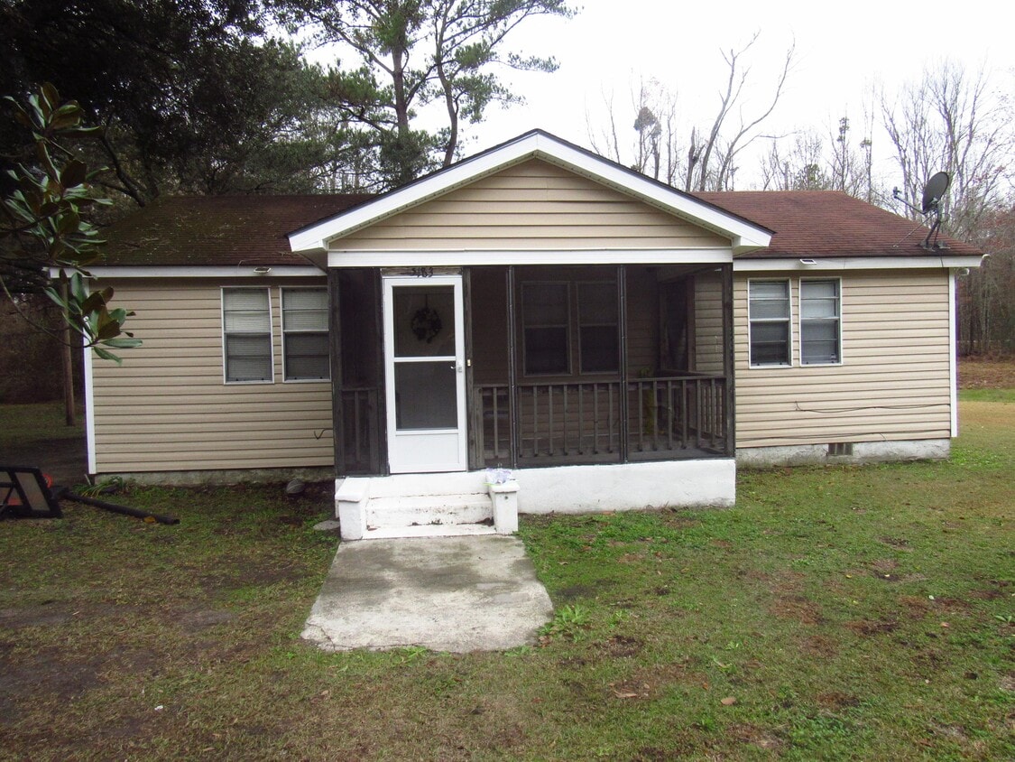 Primary Photo - 5183 Cotton Hill Rd