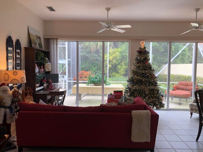 Foto del edificio - 4779 Orchard Ln