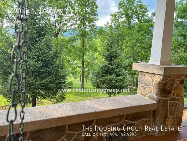 Building Photo - Beautiful long range mountain views!! Char...