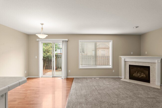 Foto del edificio - 3977 SW 180th Terrace