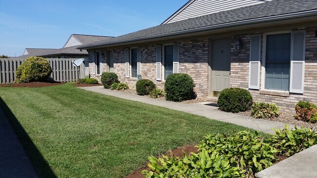 Building Photo - 2437 Obryan Blvd