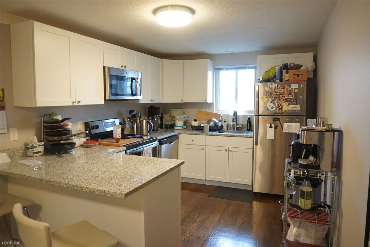 1 br, 1 bath - 61 Crescent St 7 - 1 br, 1 bath  - 61 Crescent St 7