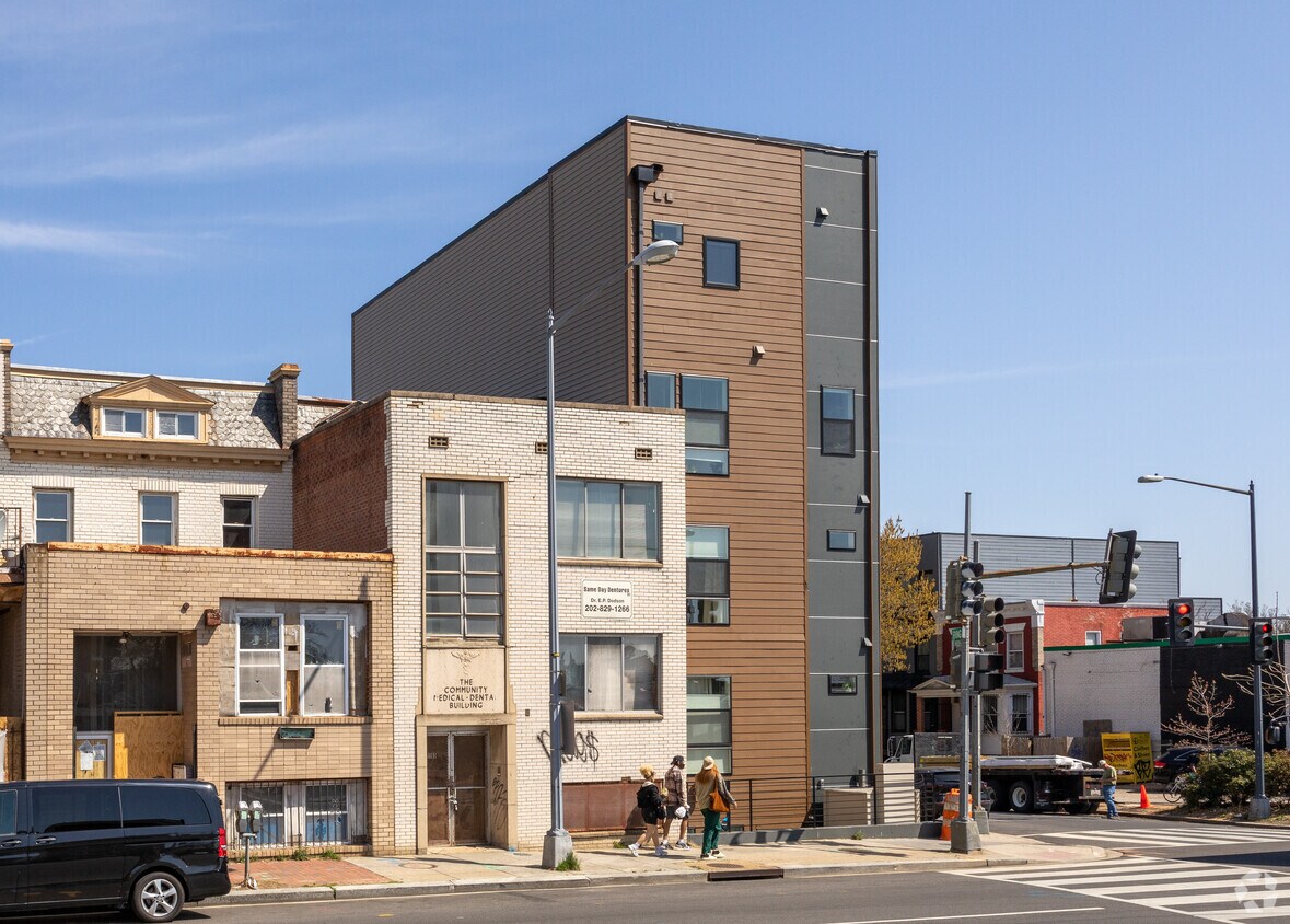 Building Photo - 3101 Georgia Ave NW