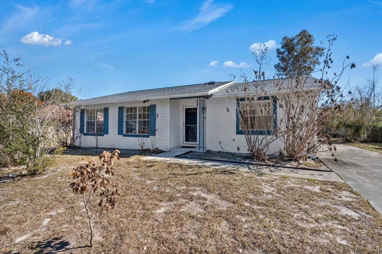 Photo - 1303 Charles St