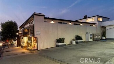 Building Photo - 577 Ramona Ave