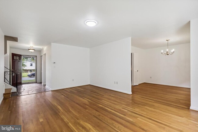 Building Photo - 11705 Castlewood Ct