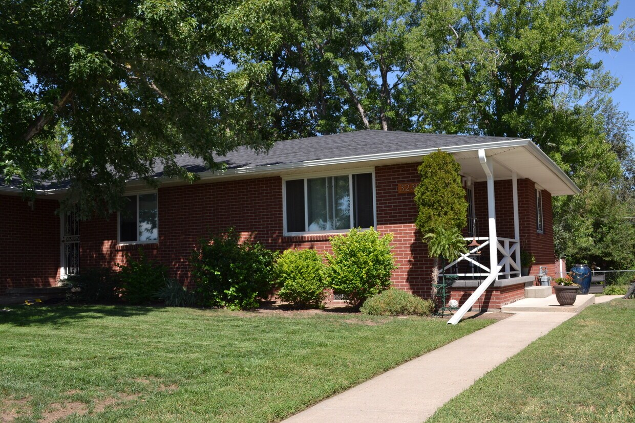 3230 Holland St, Wheat Ridge, CO 80033 House for Rent in Wheat Ridge