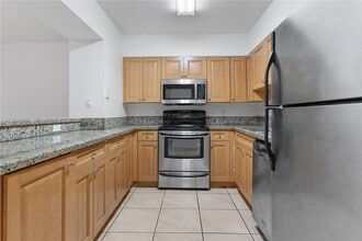 Building Photo - 5102 NW 79th Ave