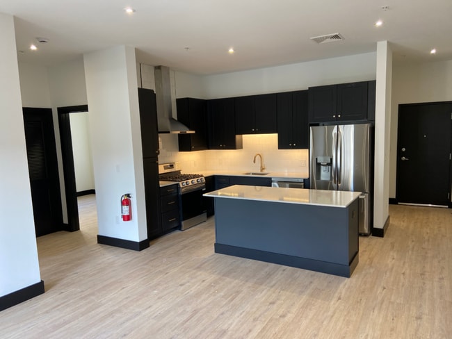 Building Photo - Watermark Residences