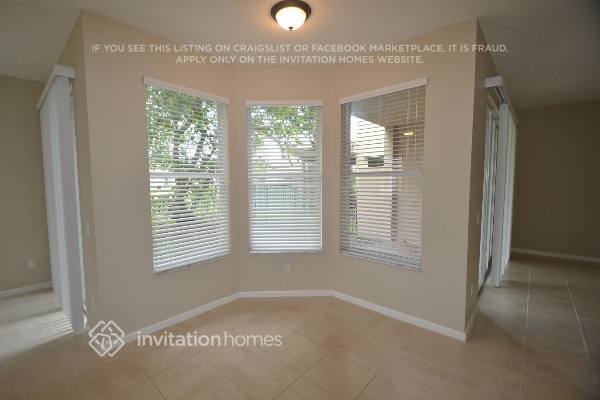 Building Photo - 5301 Island Gypsy Dr