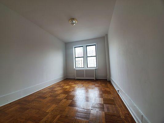 Building Photo - 2 bedroom in Bronx NY 10467