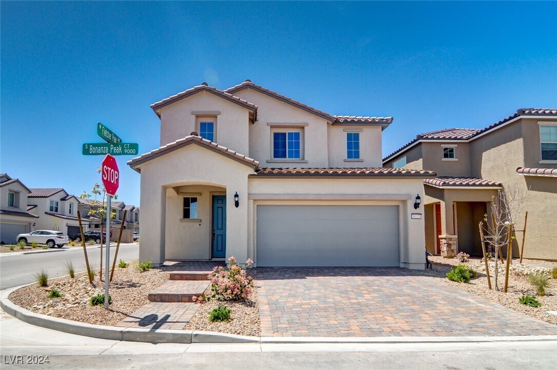 Foto principal - 9025 Bonanza Peak Ct