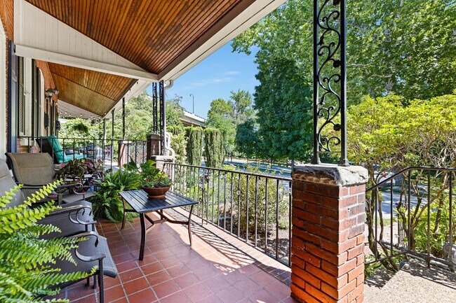 Foto del edificio - Beautiful townhome with Brandywine River views