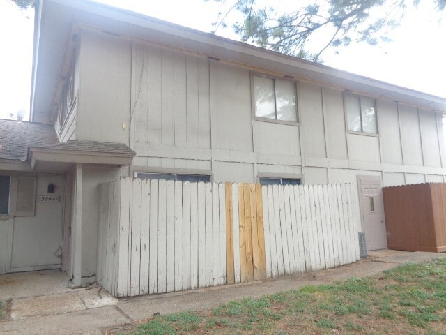 Building Photo - 5644 Birchmont Dr