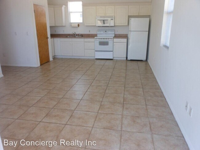 Building Photo - 271 Ridge Rd NW