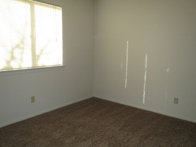Foto del edificio - Spacious Headliner home with living room, ...