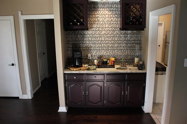 Foto del edificio - 200 Supreme Ct