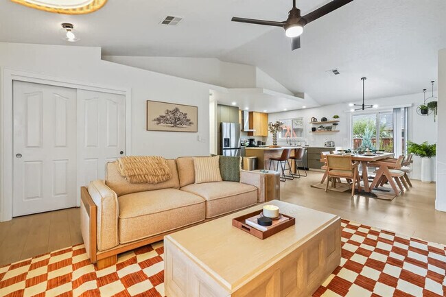 Foto del edificio - 13326 W Fringetree St
