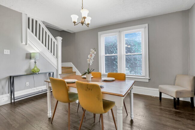 Foto del edificio - 614 E 2nd Ave