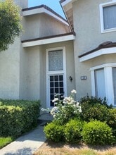 Building Photo - 129 Goldenrod