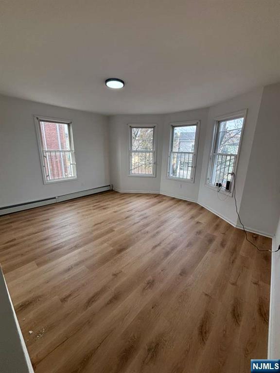 Building Photo - 44 Garfield Ave