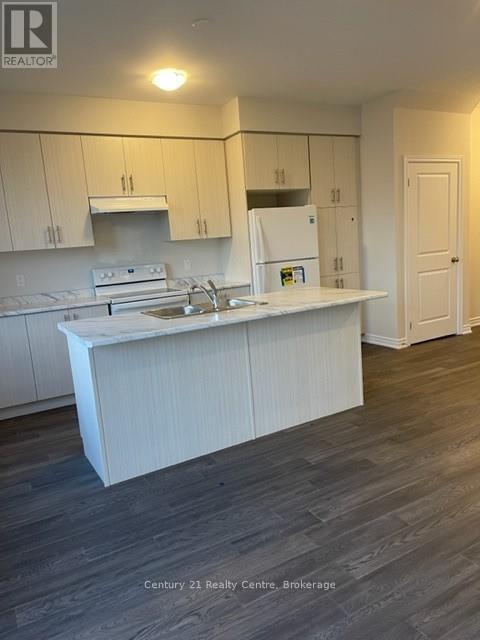 Photo du bâtiment - 6 Mockingbird Ln