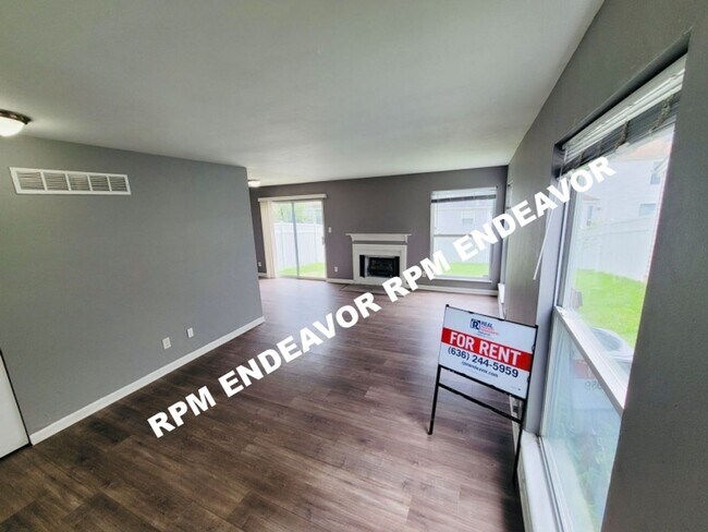 Foto del edificio - Welcome Home: Inviting 4-Bedroom Haven wit...