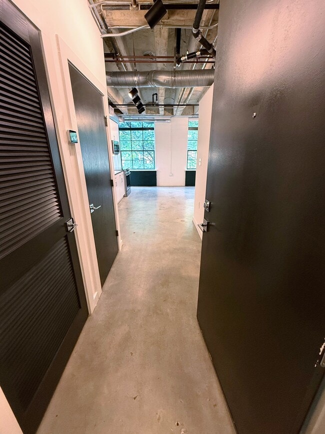 Photo - 1065 United Ave SE Apartment