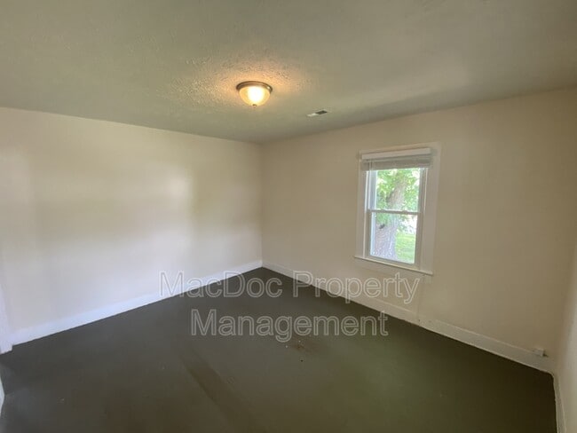 Foto del edificio - 318 3rd St