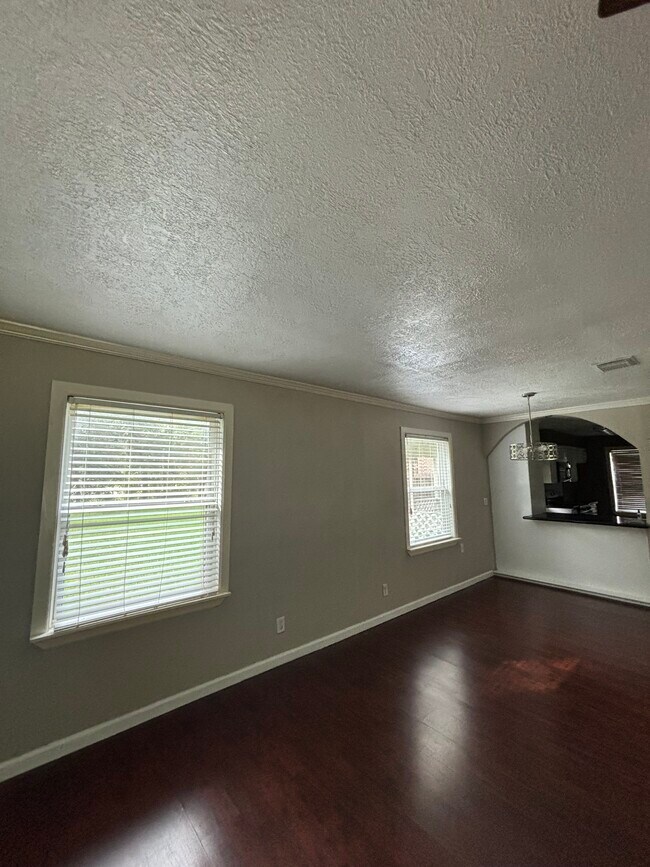 Foto del edificio - 2421 Pecan St