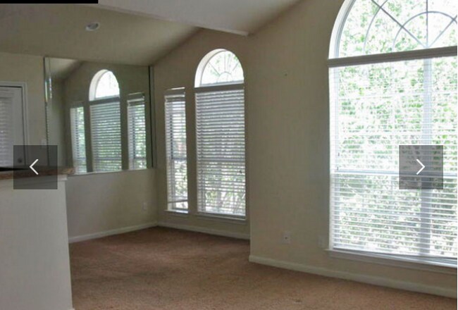 Building Photo - 2200 Panther Trail