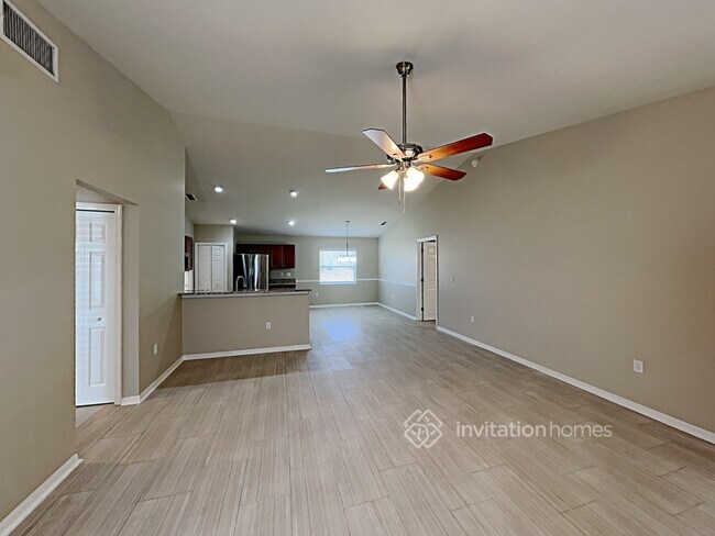 Foto del edificio - 4506 Fairway Oaks Dr
