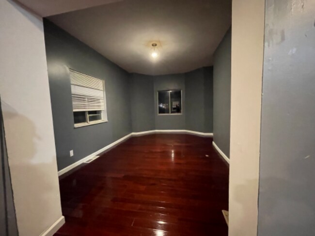 Foto del edificio - 1516 Rockland Ave