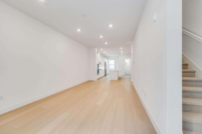 Building Photo - 202 Stone Pine Terrace