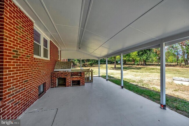 Foto del edificio - 1008 Garrisonville Rd