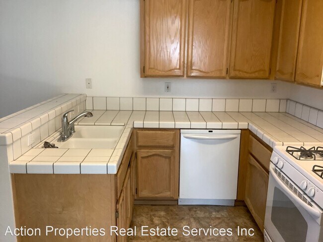 Building Photo - 3 br, 2 bath House - 1216 Fuhrman Way