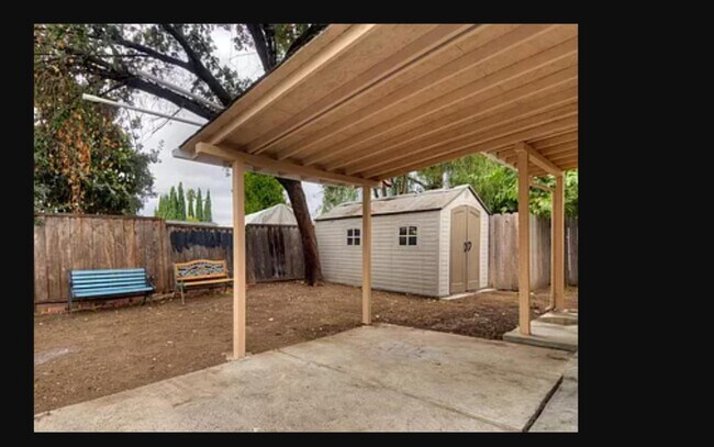 Building Photo - 1123 Garber Pl