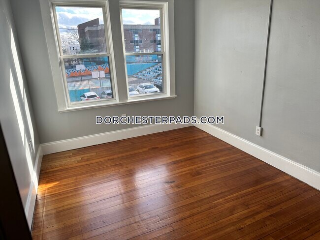 Foto del edificio - 44 Westville St