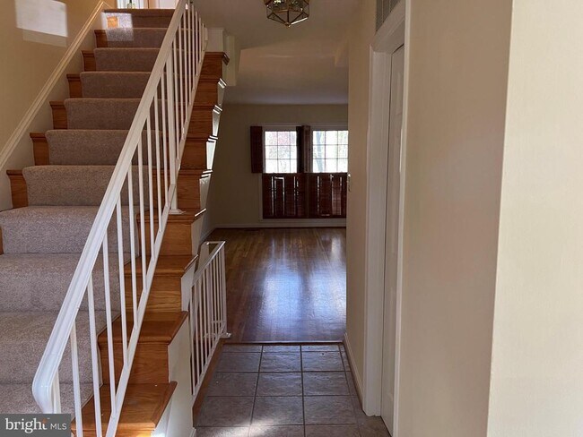 Foto del edificio - 3225 Dunster Ct