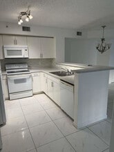 Building Photo - 4856 N State Rd 7