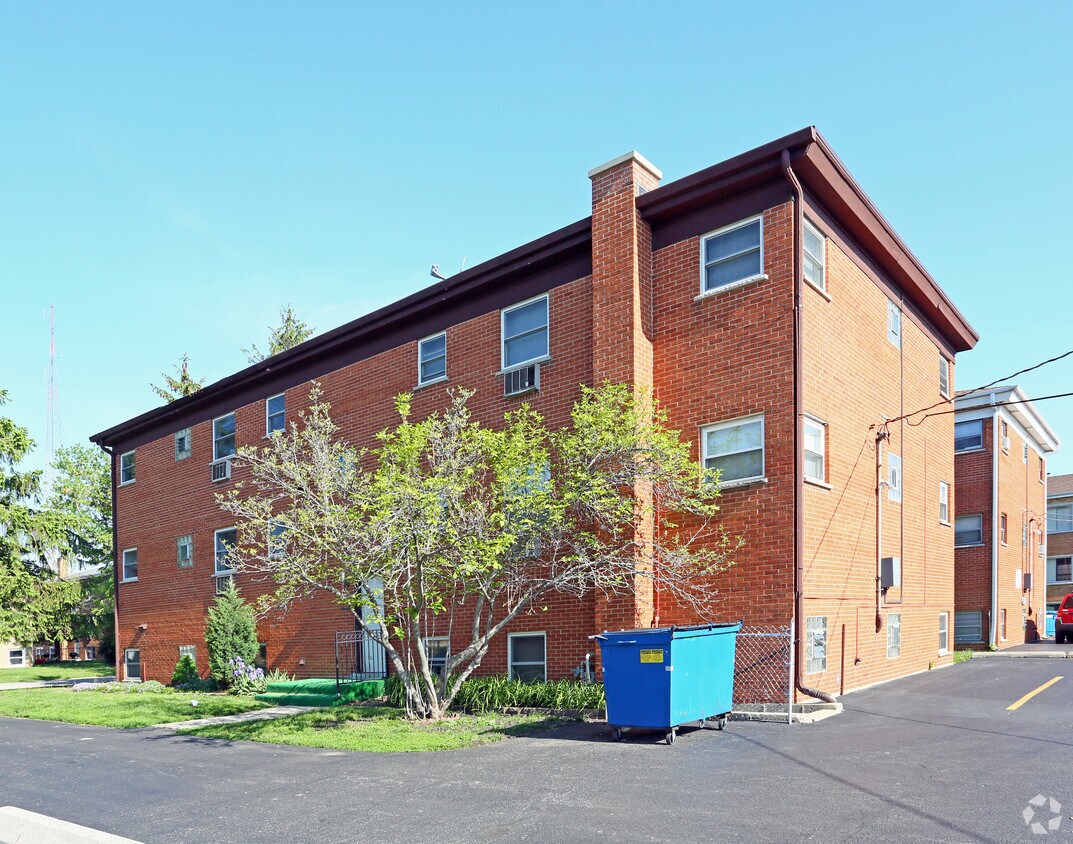 Foto del edificio - 615 S Iowa Ave