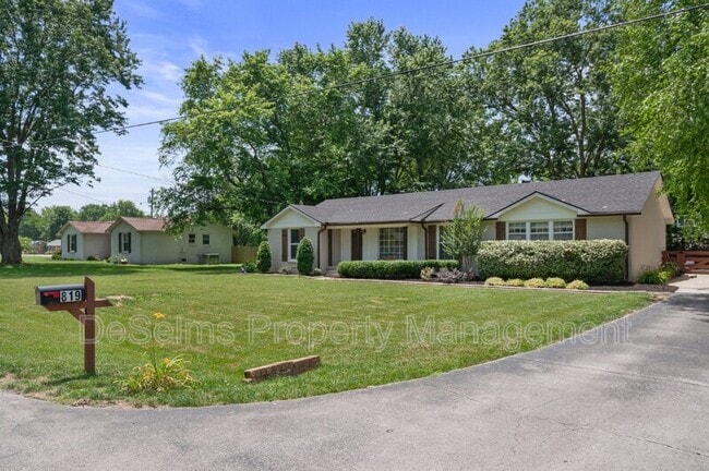 Building Photo - 819 Chrisman Dr