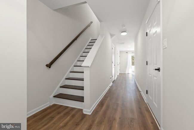 Foto del edificio - 69 Aviary Rd