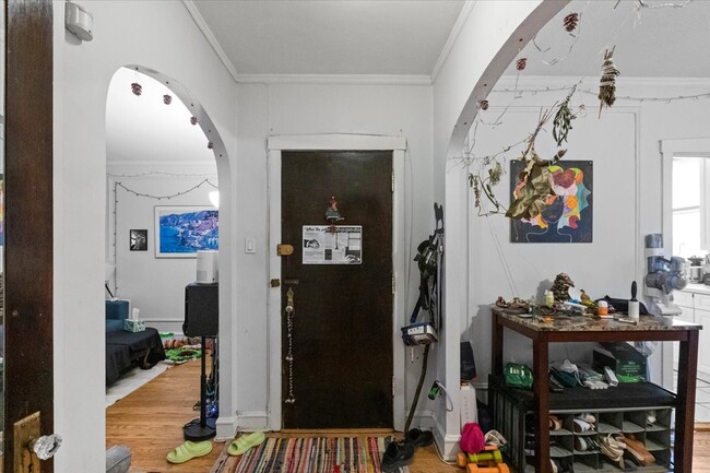 Foto del edificio - 6426 N Newgard Ave