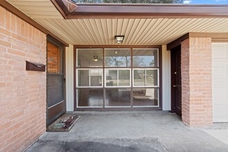 Building Photo - 1409 Conrad Sauer Dr