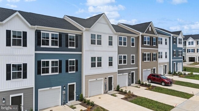 Foto del edificio - 105 Milburn Dr