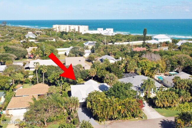 Building Photo - 140 Flores St