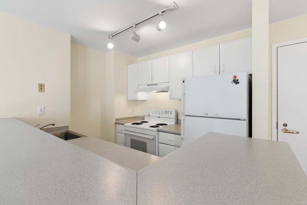 Foto principal - 534 Beacon St