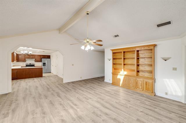 Building Photo - 8341 Crosswind Dr