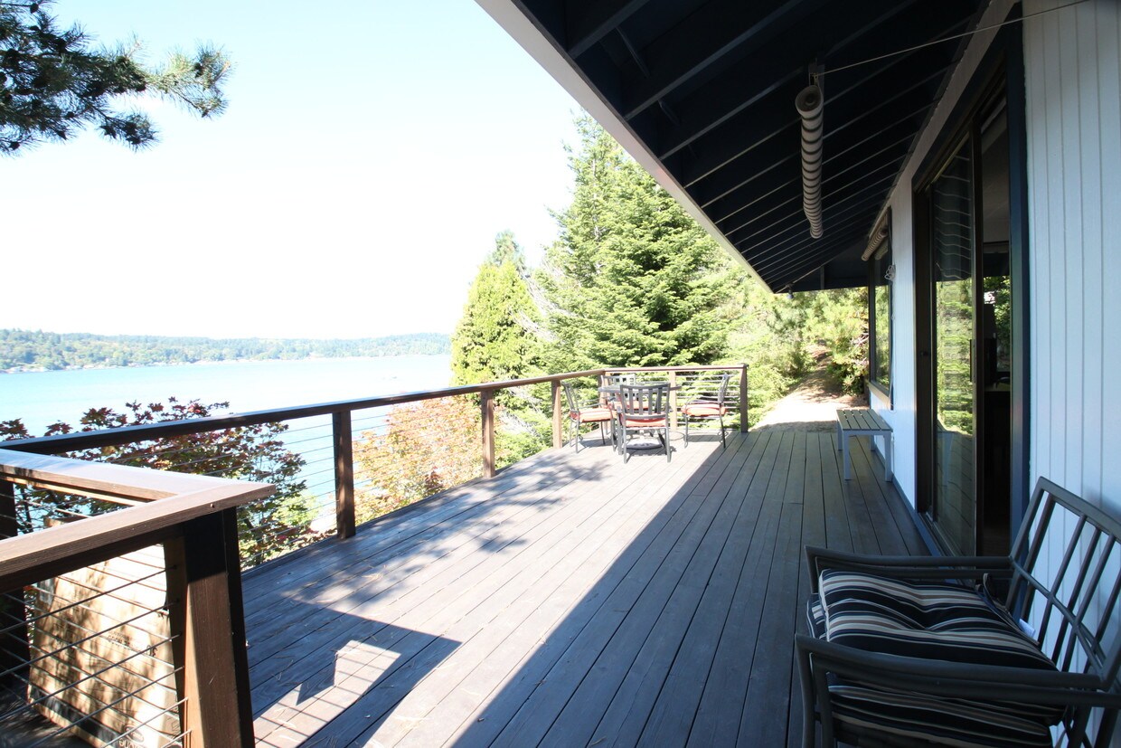 Photo - 10027 SW 262nd Pl (Vashon, WA)